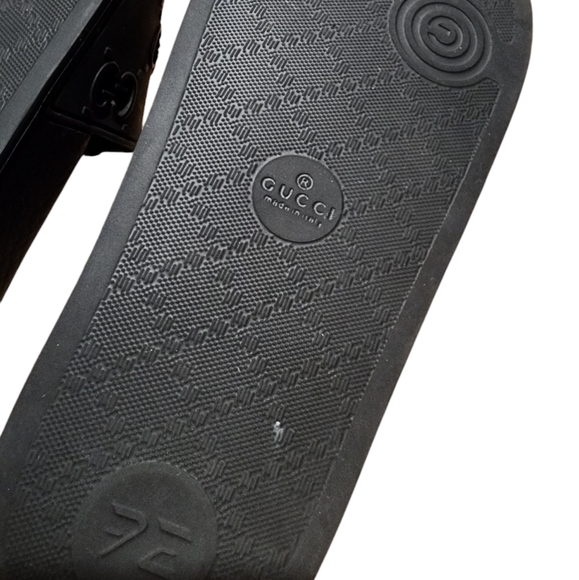 Gucci Women's Pursuit GG Slide Sandals - Picture 3 of 6